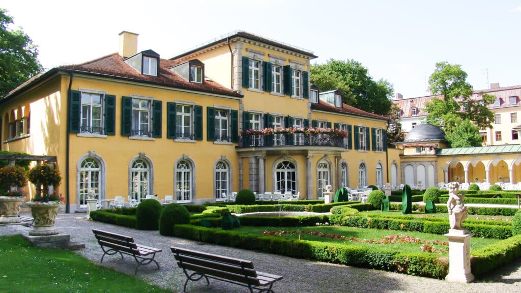 Schloss_Suresnes_2_Wilhelm_16-9